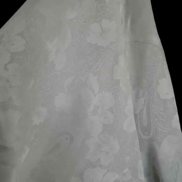 Victoria's Secret Vintage gold Label, floral sleepwear print maxi robe size  M/L - Picture 8 of 10